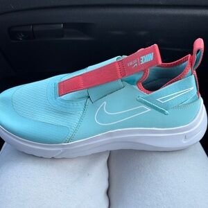Nike Kids Aqua and Coral Slip-On Sneakers